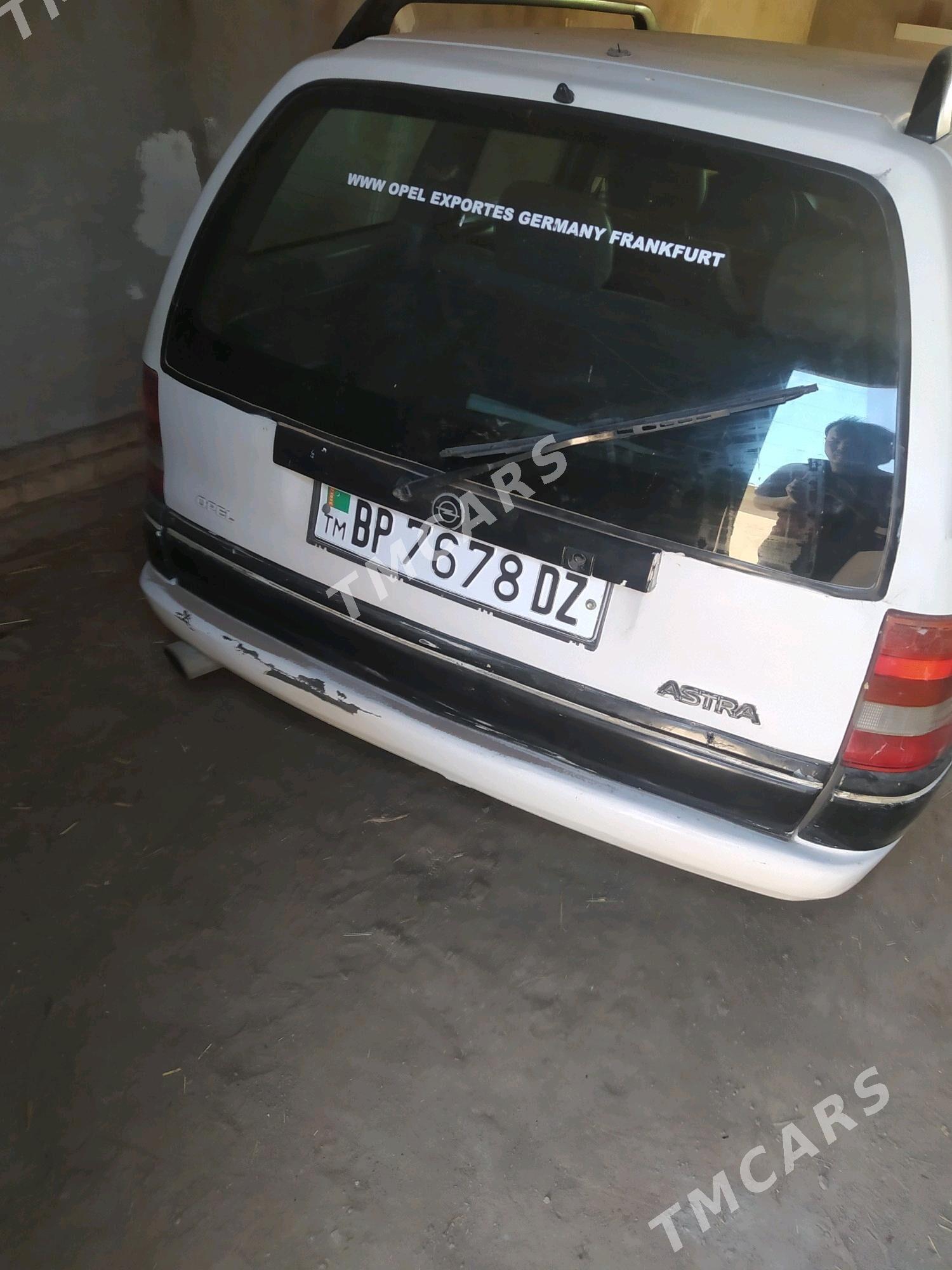 Opel Astra 1993 - 27 000 TMT - Дашогуз - img 4