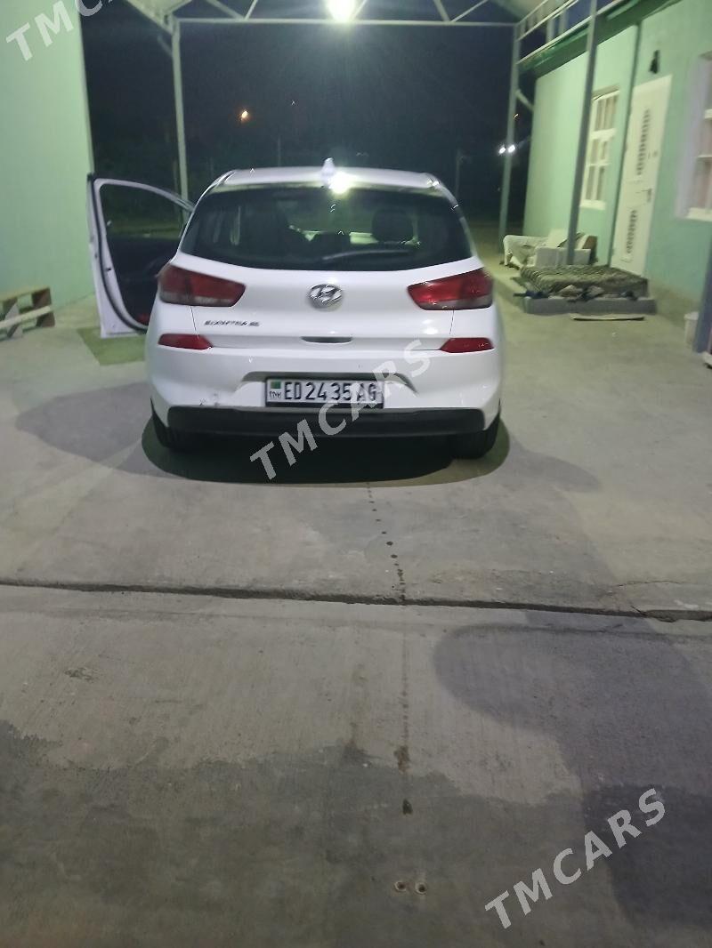 Hyundai Elantra GT 2018 - 186 000 TMT - Бузмеин - img 5