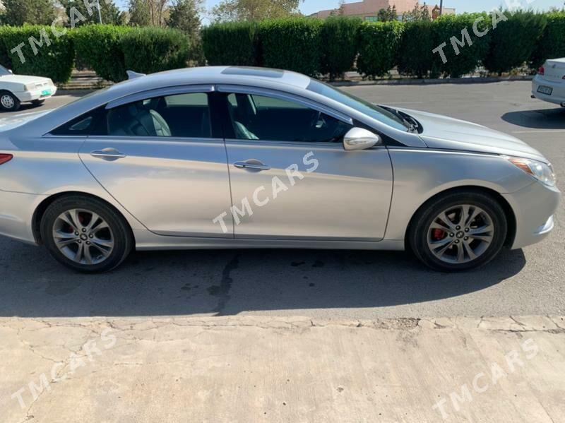 Hyundai Sonata 2010 - 135 000 TMT - Дашогуз - img 4