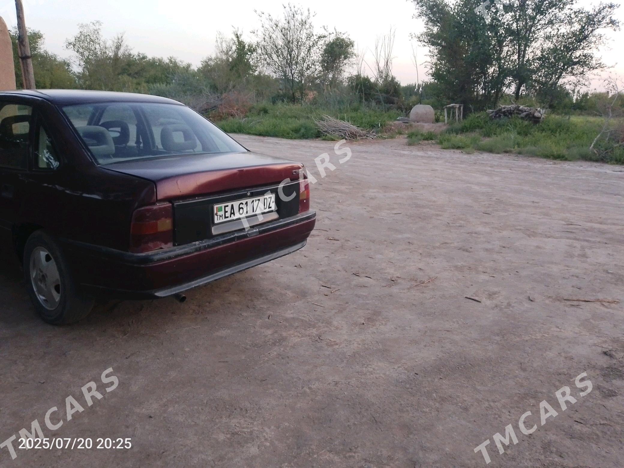 Opel Vectra 1990 - 23 000 TMT - Köneürgenç - img 3