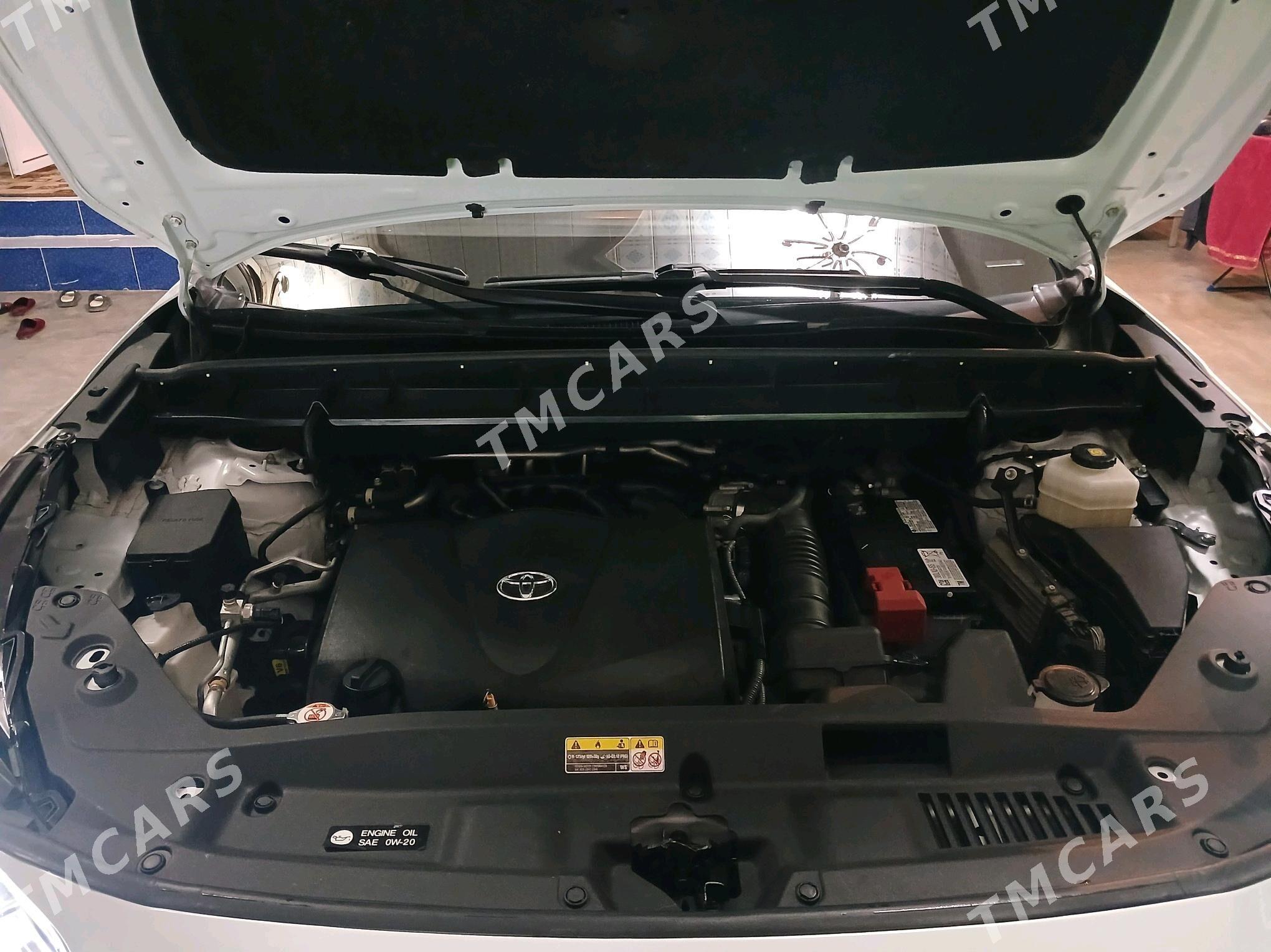 Toyota Highlander 2022 - 545 000 TMT - Туркменабат - img 3
