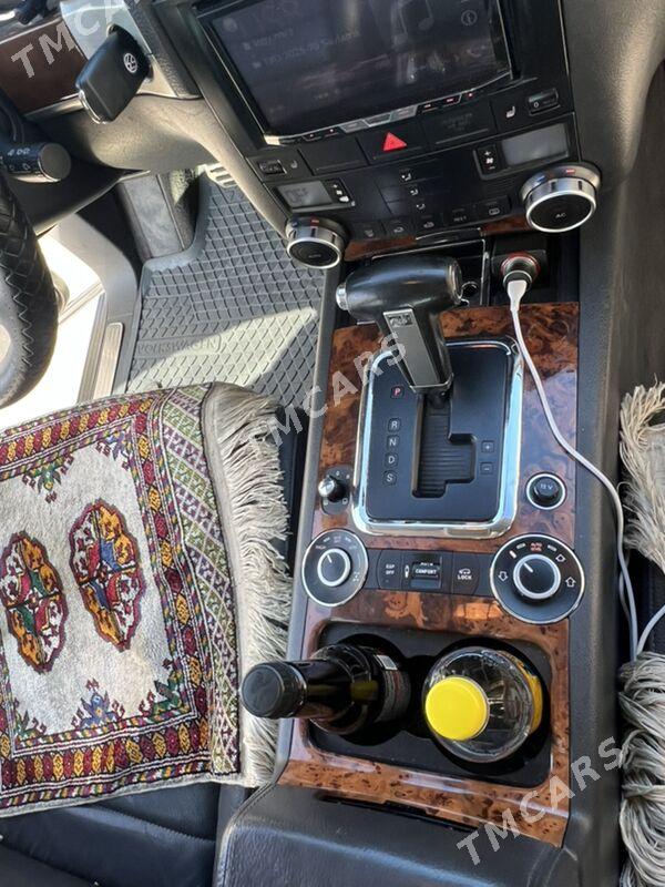 Volkswagen Touareg 2010 - 370 000 TMT - Aşgabat - img 10