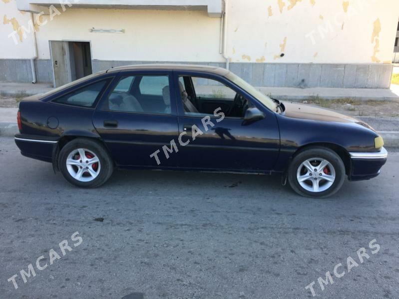 Opel Vectra 1994 - 40 000 TMT - Сейди - img 6