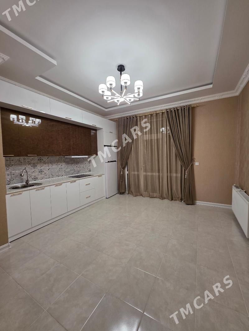 Satlyk taze gurtly 4l1 et 3 k - Aşgabat - img 8