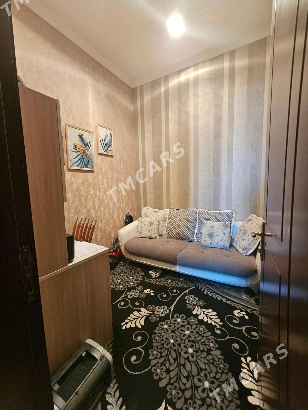 Moskovskoe TMCell Dom 5 etaj - Podwoýski köç. (Bitarap Türkmenistan şaýoly) - img 9