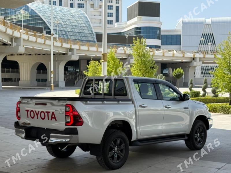 Toyota Hilux 2025 - 692 000 TMT - Ашхабад - img 8