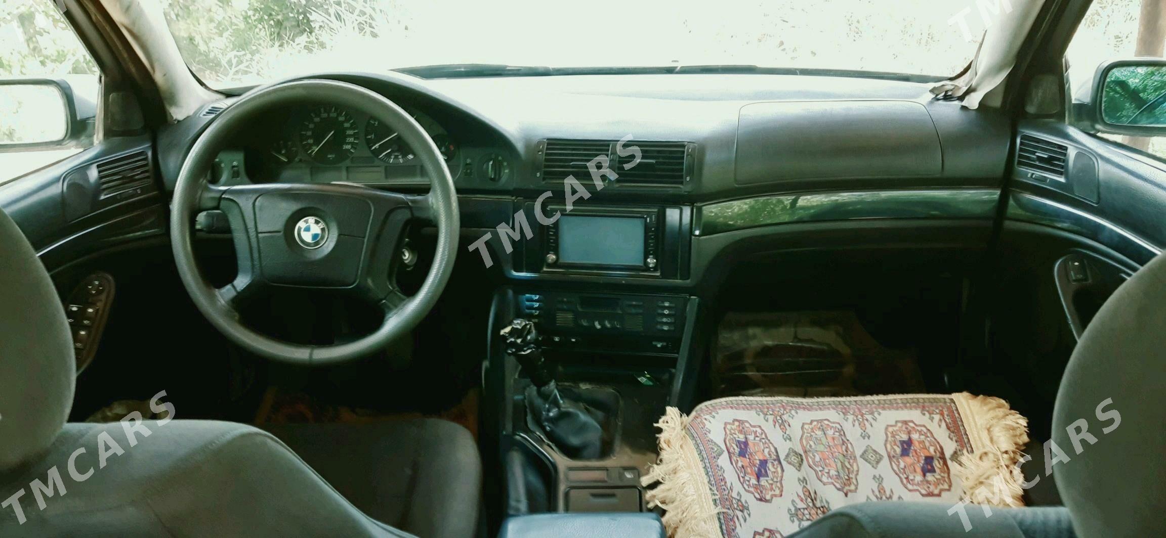 BMW 528 1998 - 58 000 TMT - Mary - img 4