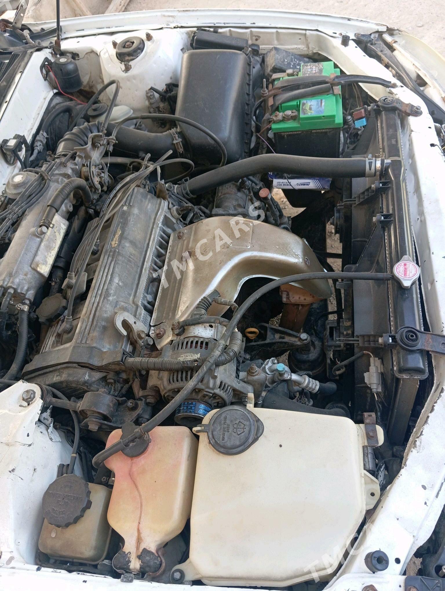 Toyota Camry 1993 - 75 000 TMT - Байрамали - img 6