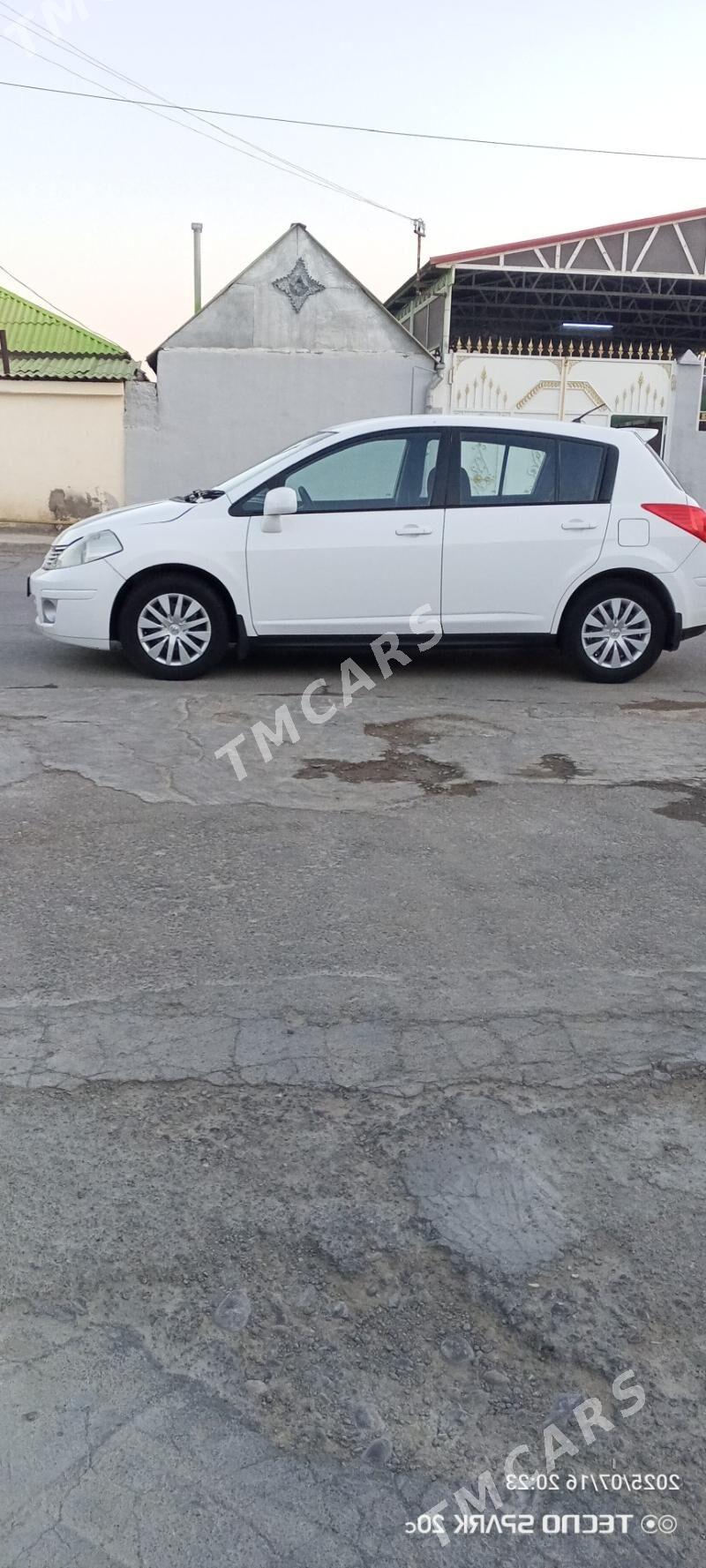 Nissan Versa 2010 - 126 000 TMT - Ашхабад - img 2