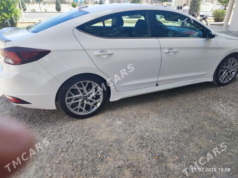 Hyundai Elantra 2020 - 220 000 TMT - Ашхабад - img 3