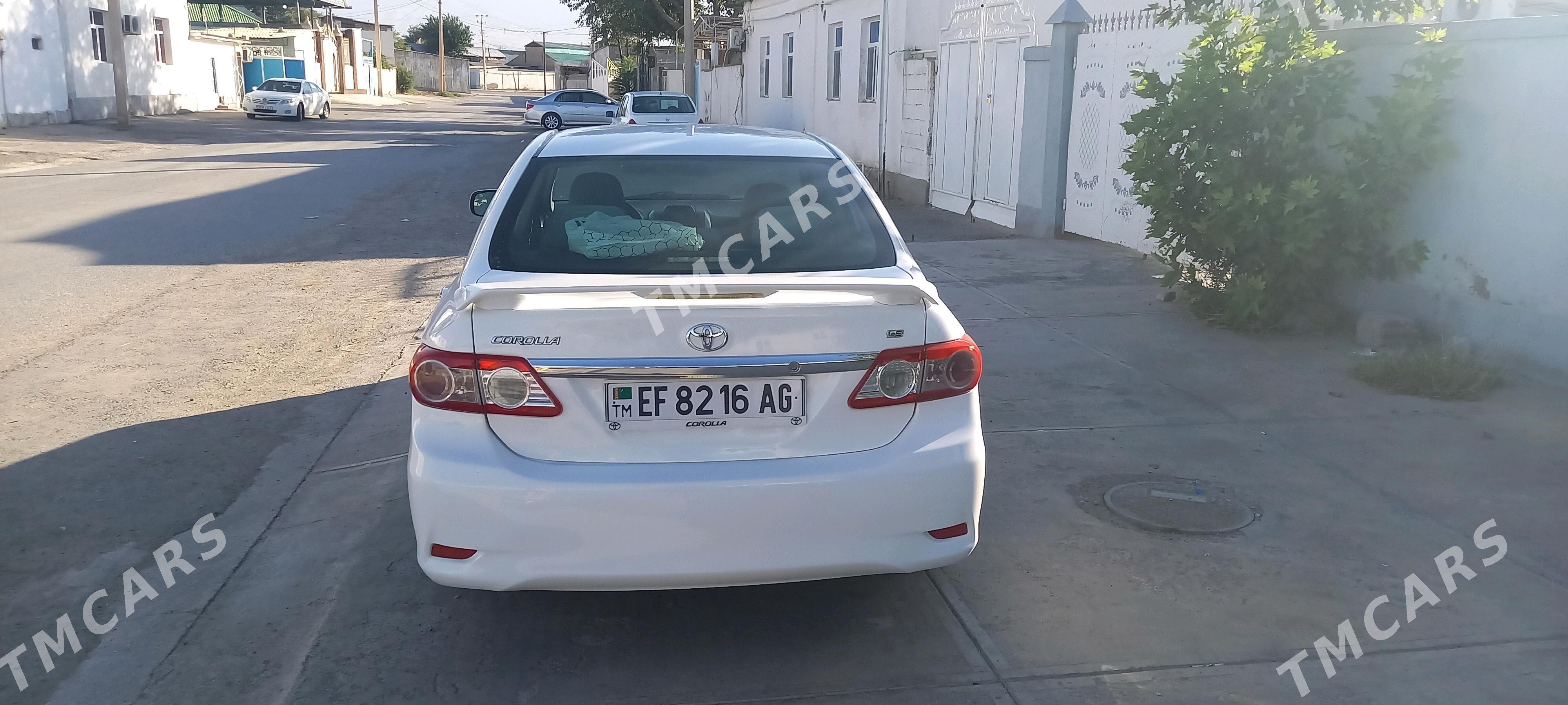 Toyota Corolla 2013 - 170 000 TMT - Garadamak Şor - img 3
