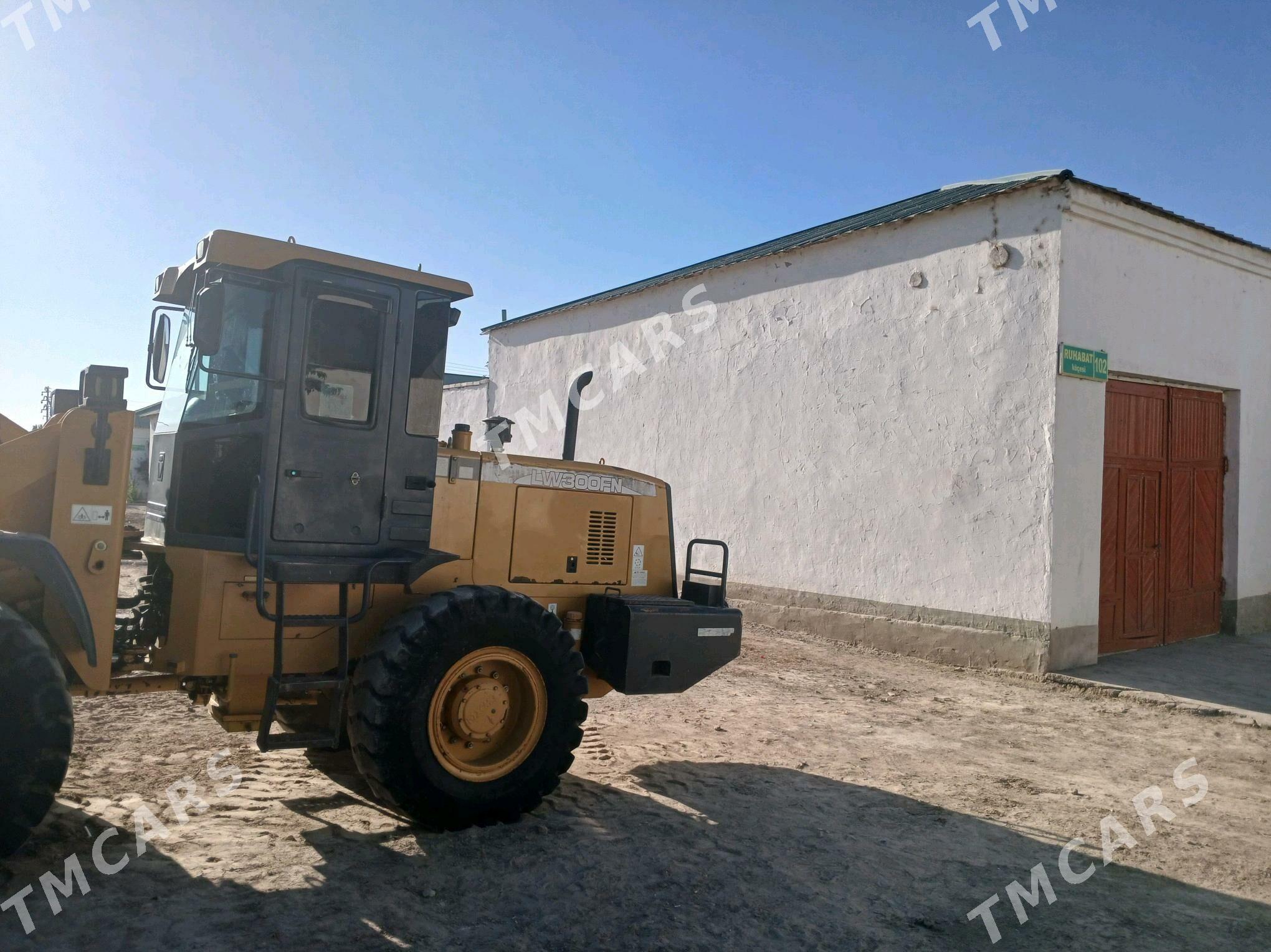 XCMG LW300F 2014 - 400 000 TMT - Daşoguz - img 2