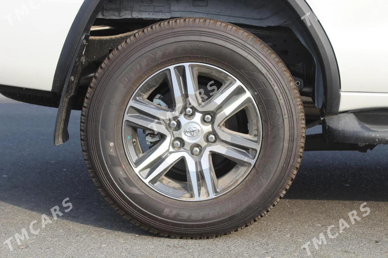 Toyota Fortuner 2024 - 665 000 TMT - Aşgabat - img 5