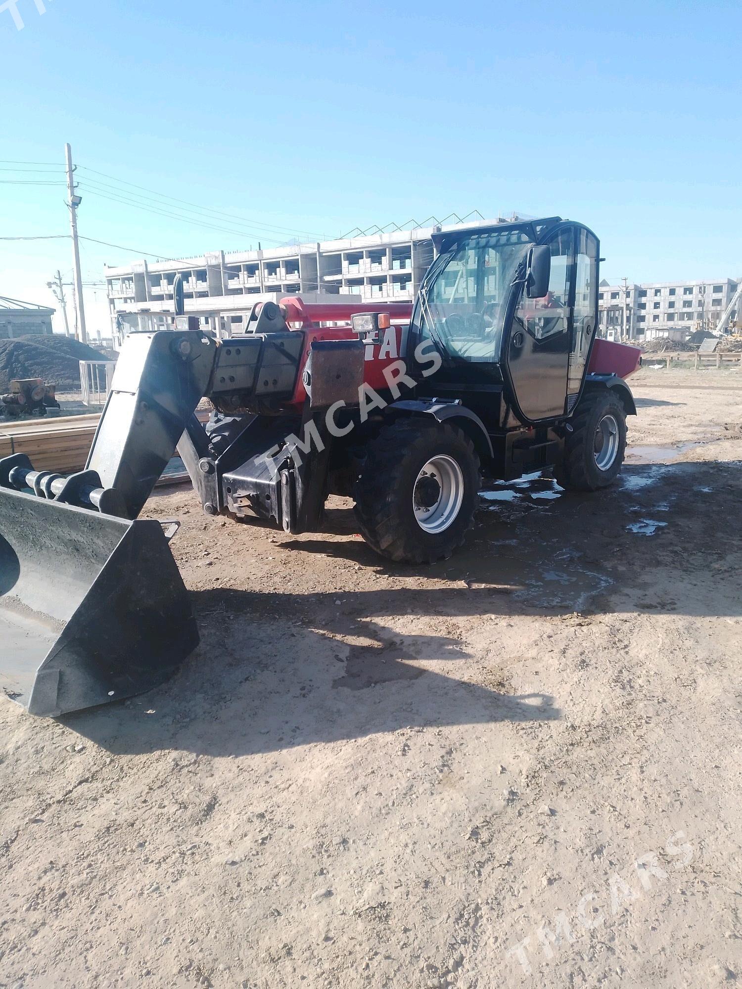 JCB 3CX Compact 2011 - 550 000 TMT - Aşgabat - img 2