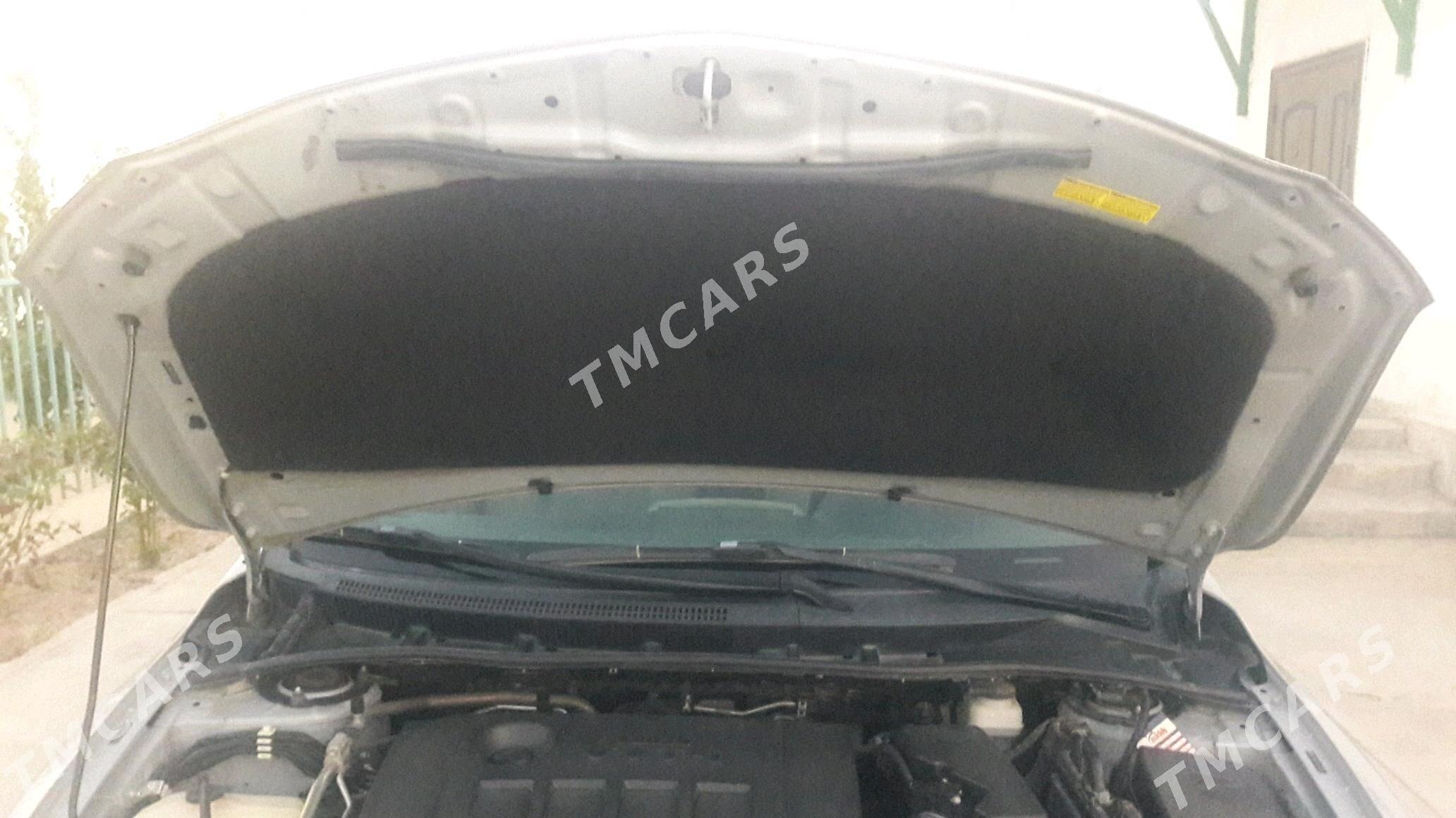 Toyota Corolla 2011 - 205 000 TMT - Ак-Бугдайский этрап - img 10