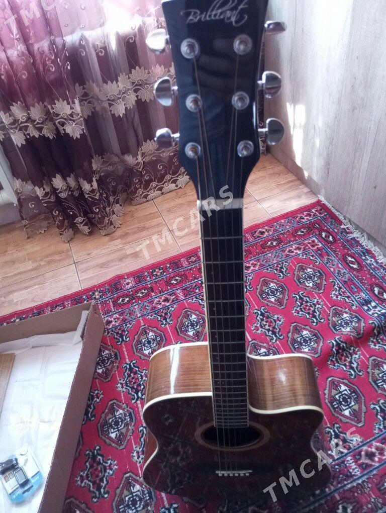BRILYANT GITARA - Mary - img 3