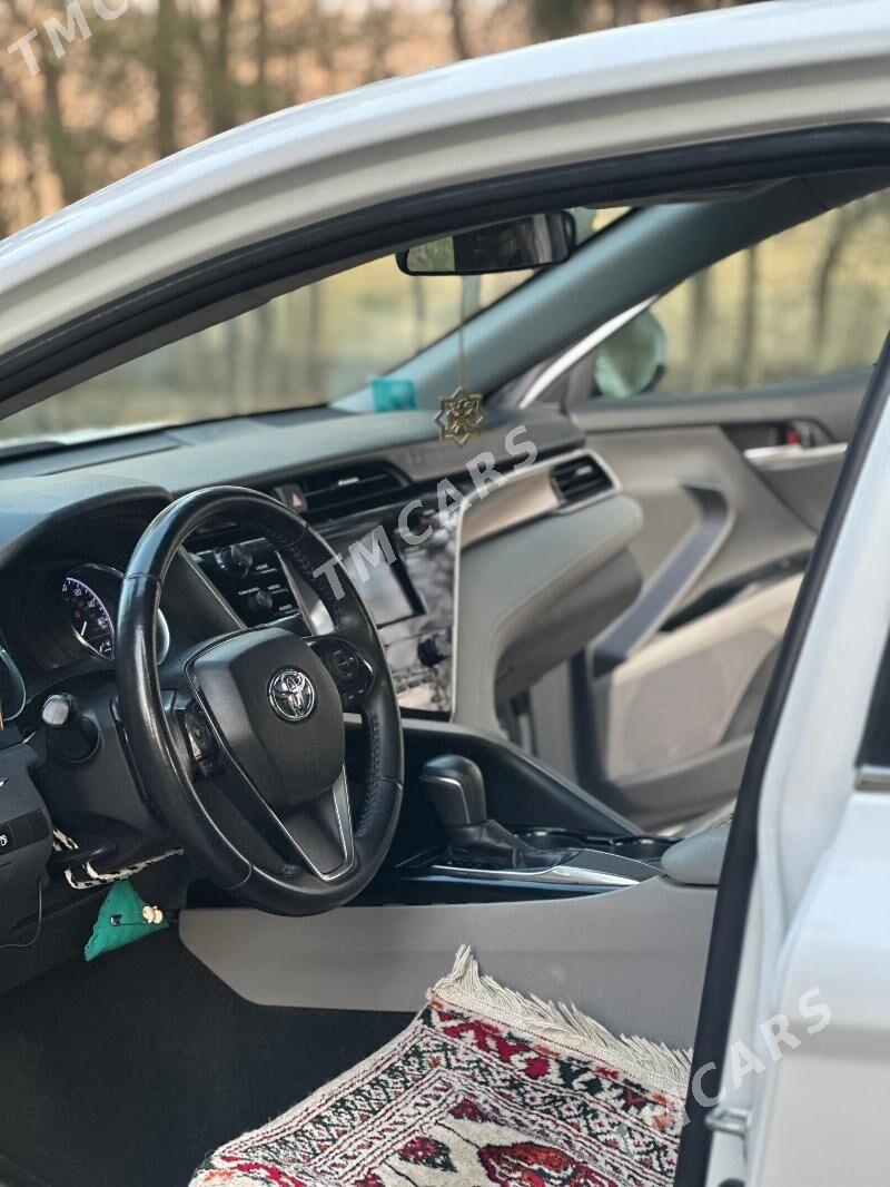 Toyota Camry 2018 - 265 000 TMT - Aşgabat - img 2