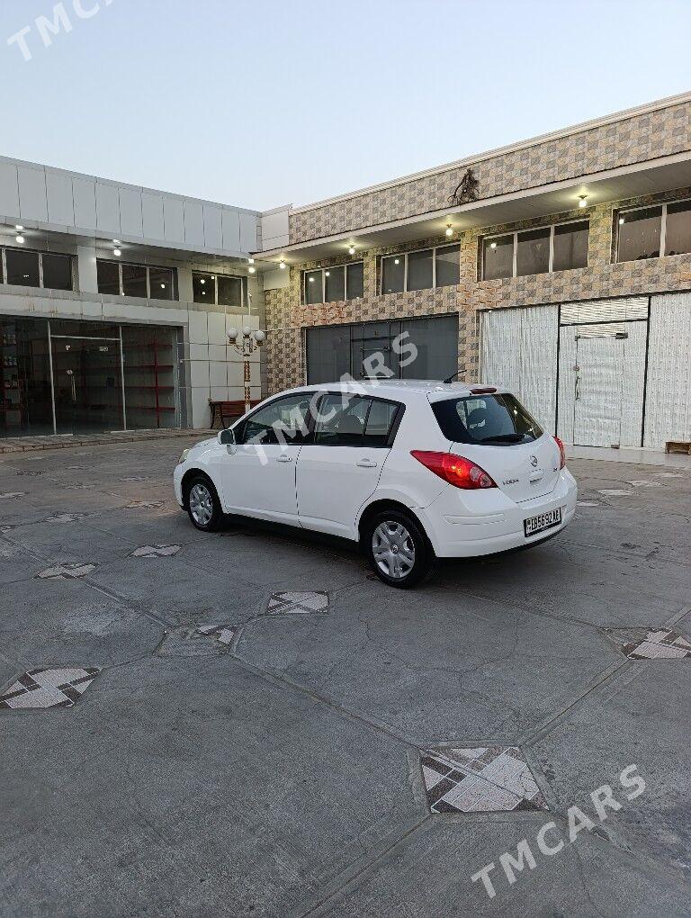 Nissan Versa 2010 - 122 000 TMT - Бузмеин - img 4