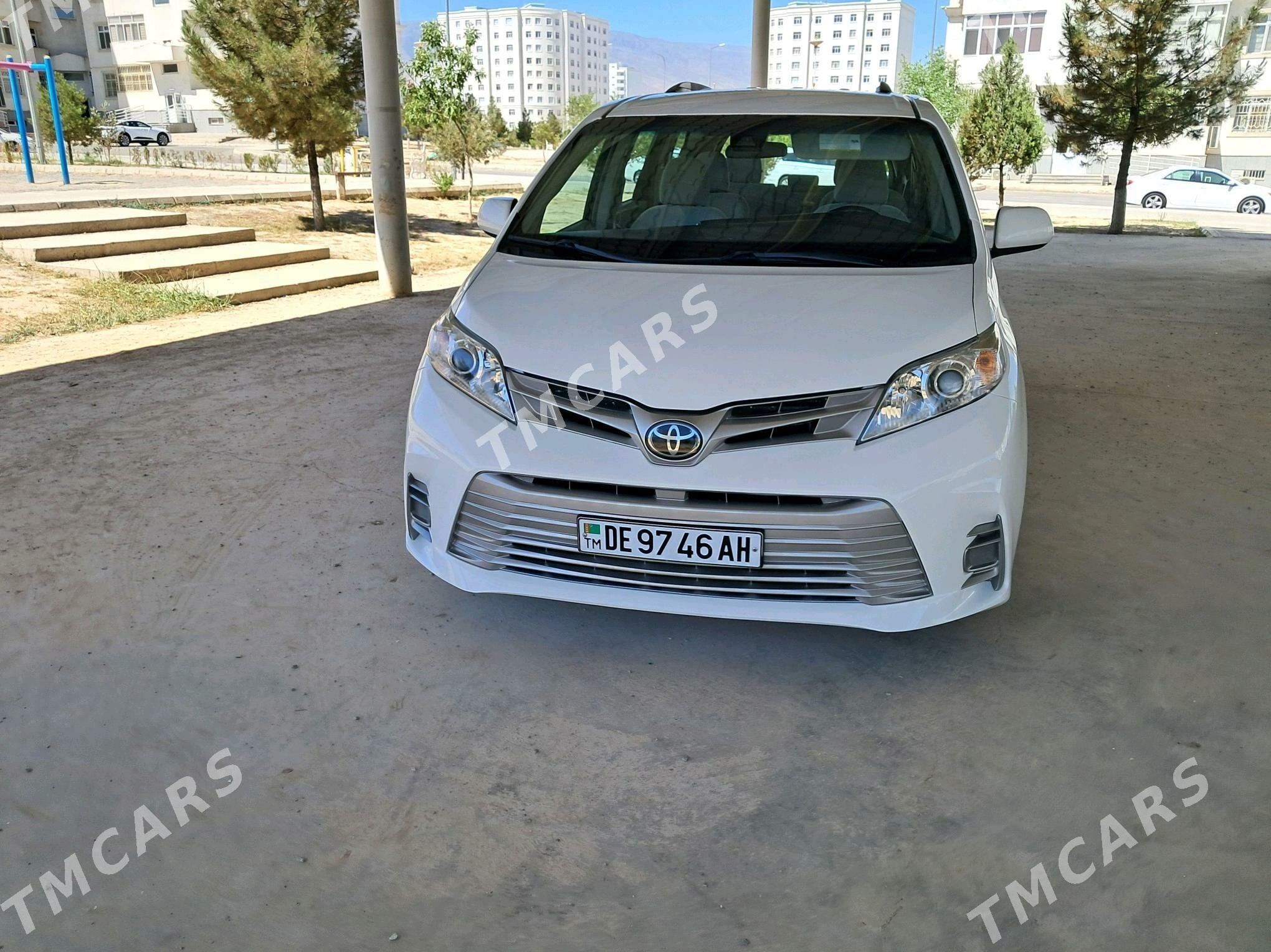 Toyota Sienna 2018 - 420 000 TMT - Parahat 8 - img 6