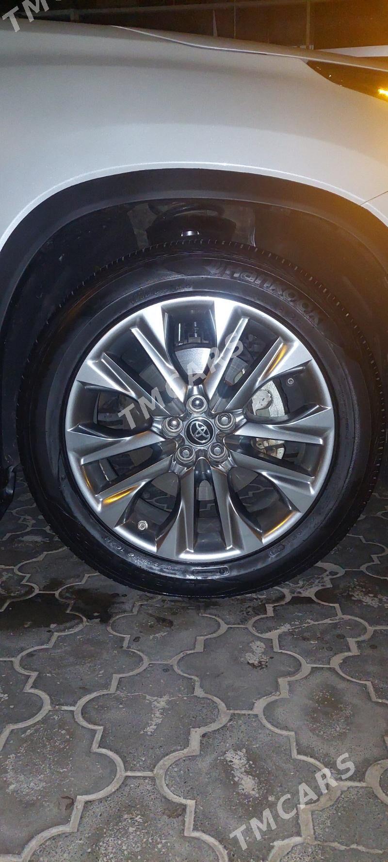 Toyota Highlander 2021 - 499 999 TMT - Türkmenabat - img 5