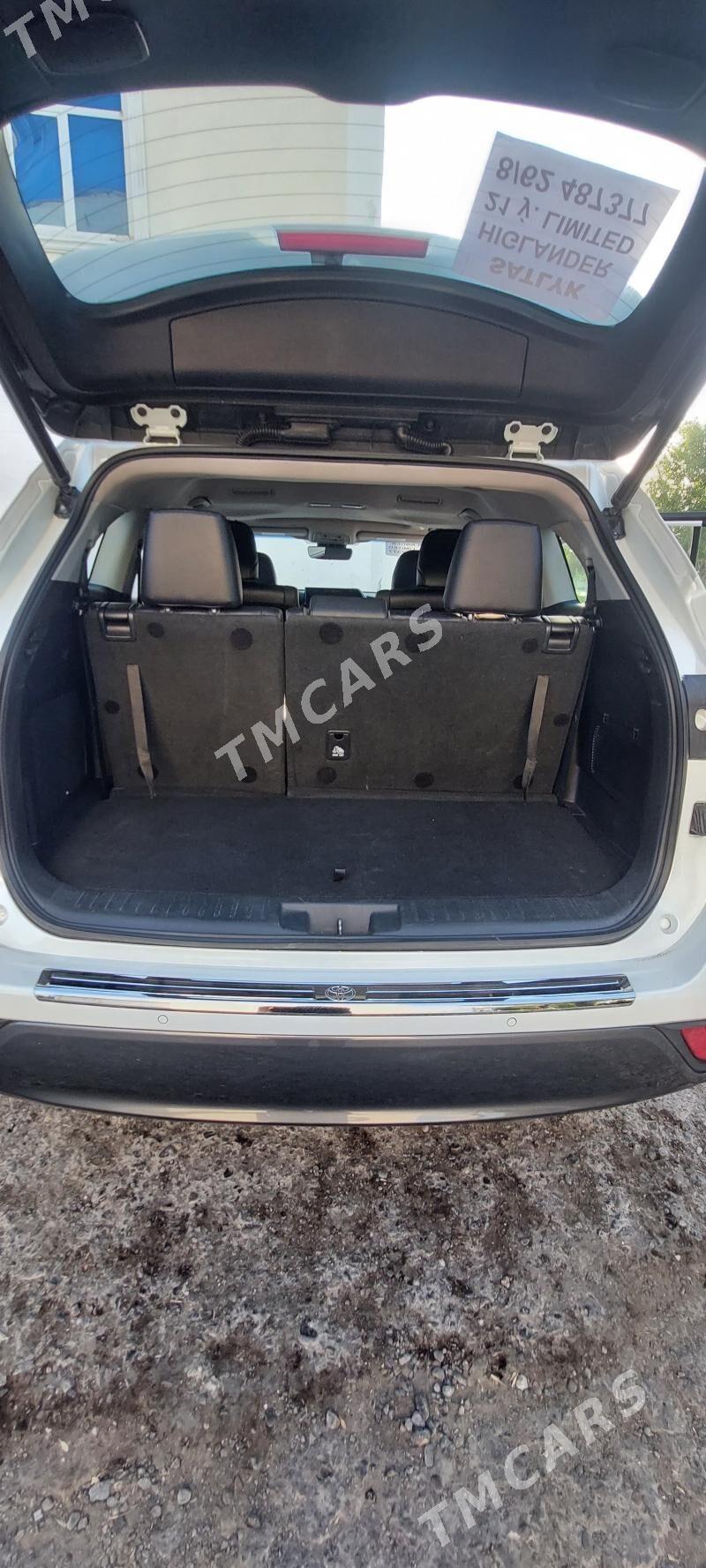 Toyota Highlander 2021 - 499 999 TMT - Türkmenabat - img 10