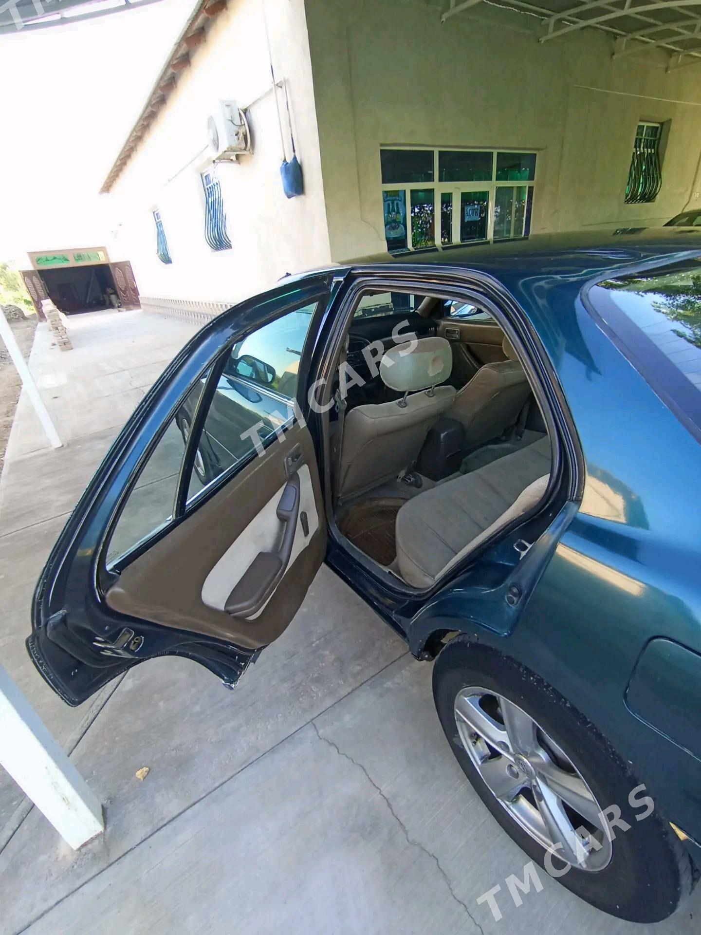 Toyota Camry 1993 - 72 000 TMT - Gubadag - img 9