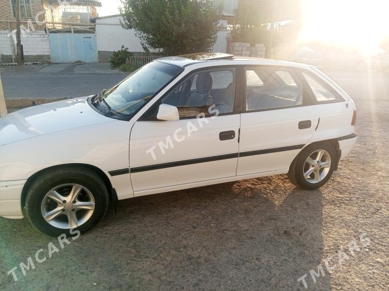 Opel Astra 1991 - 40 000 TMT - Mary - img 2