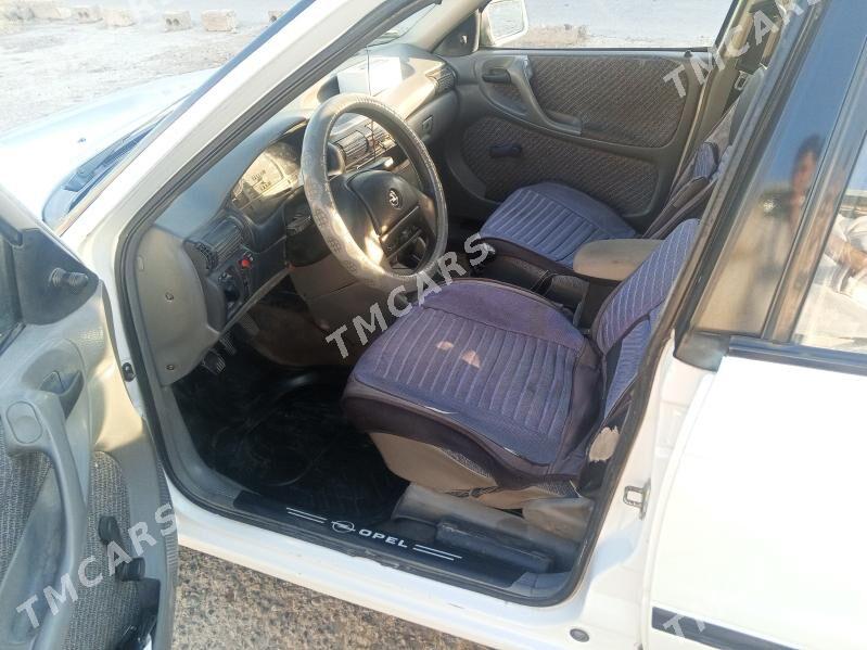 Opel Astra 1991 - 40 000 TMT - Mary - img 3