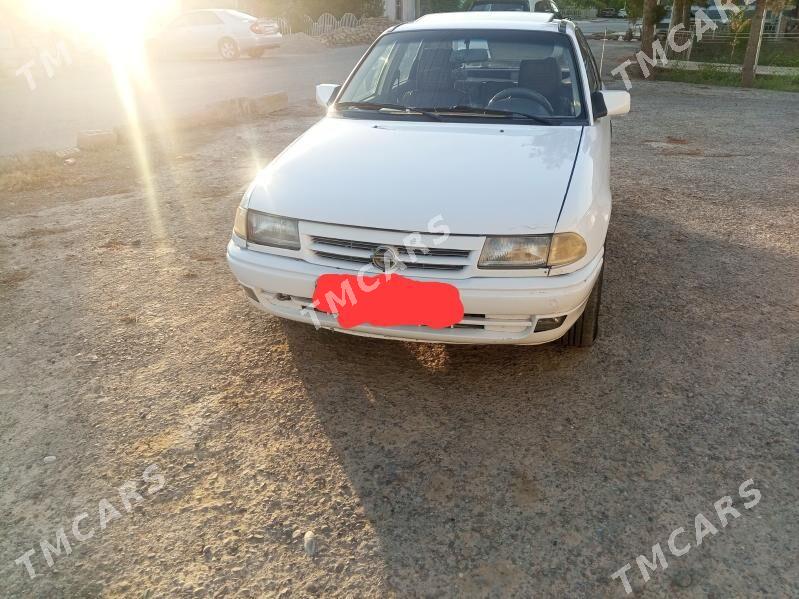 Opel Astra 1991 - 40 000 TMT - Mary - img 4