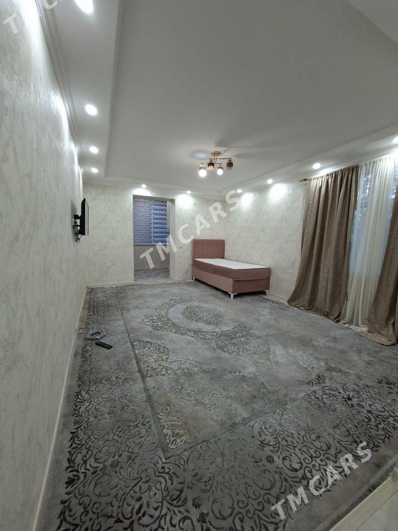 30 mkr 3/2 etazy 1 kom - Ашхабад - img 2