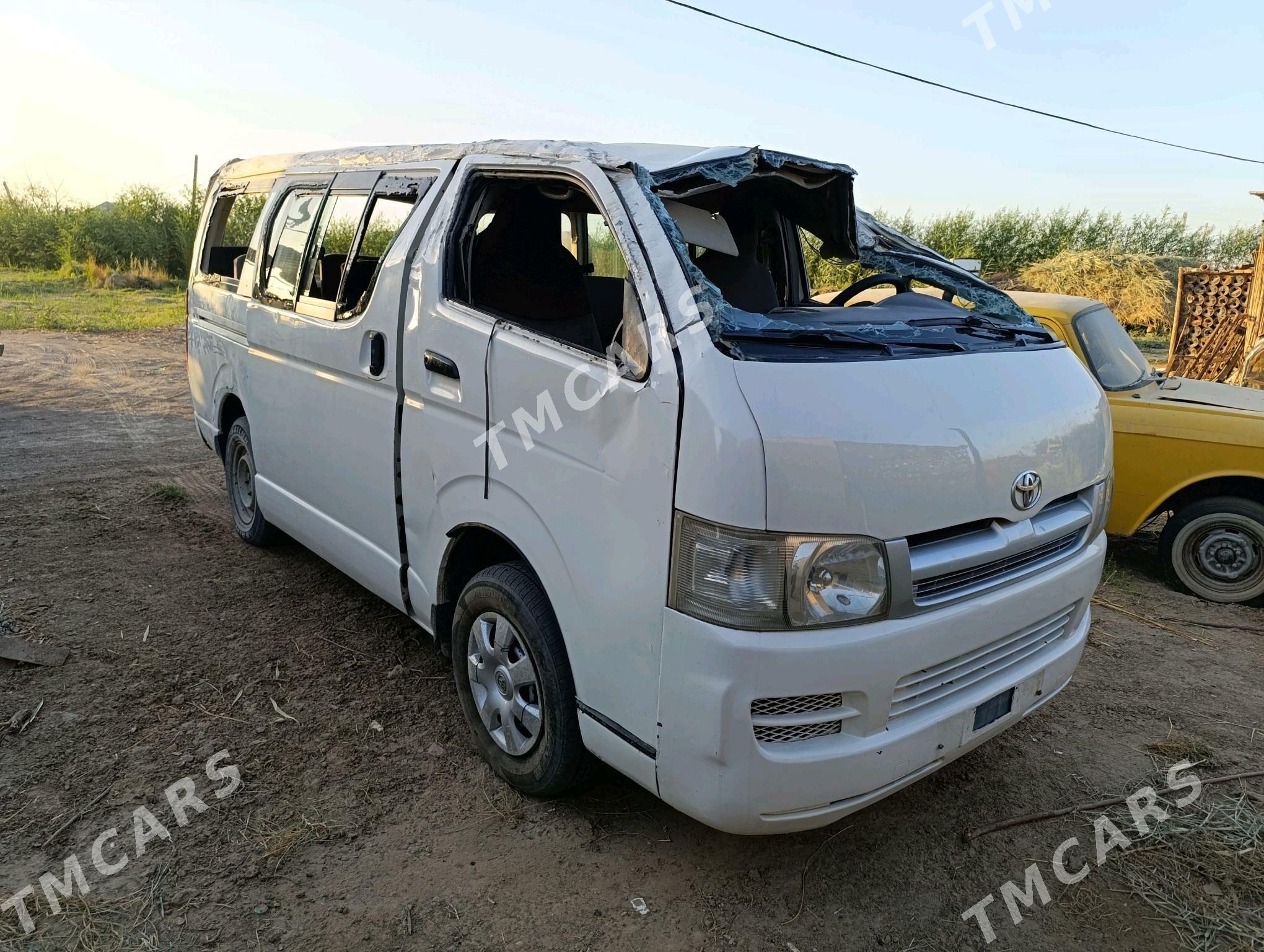 Toyota Hiace 2006 - 112 000 TMT - Mary - img 3
