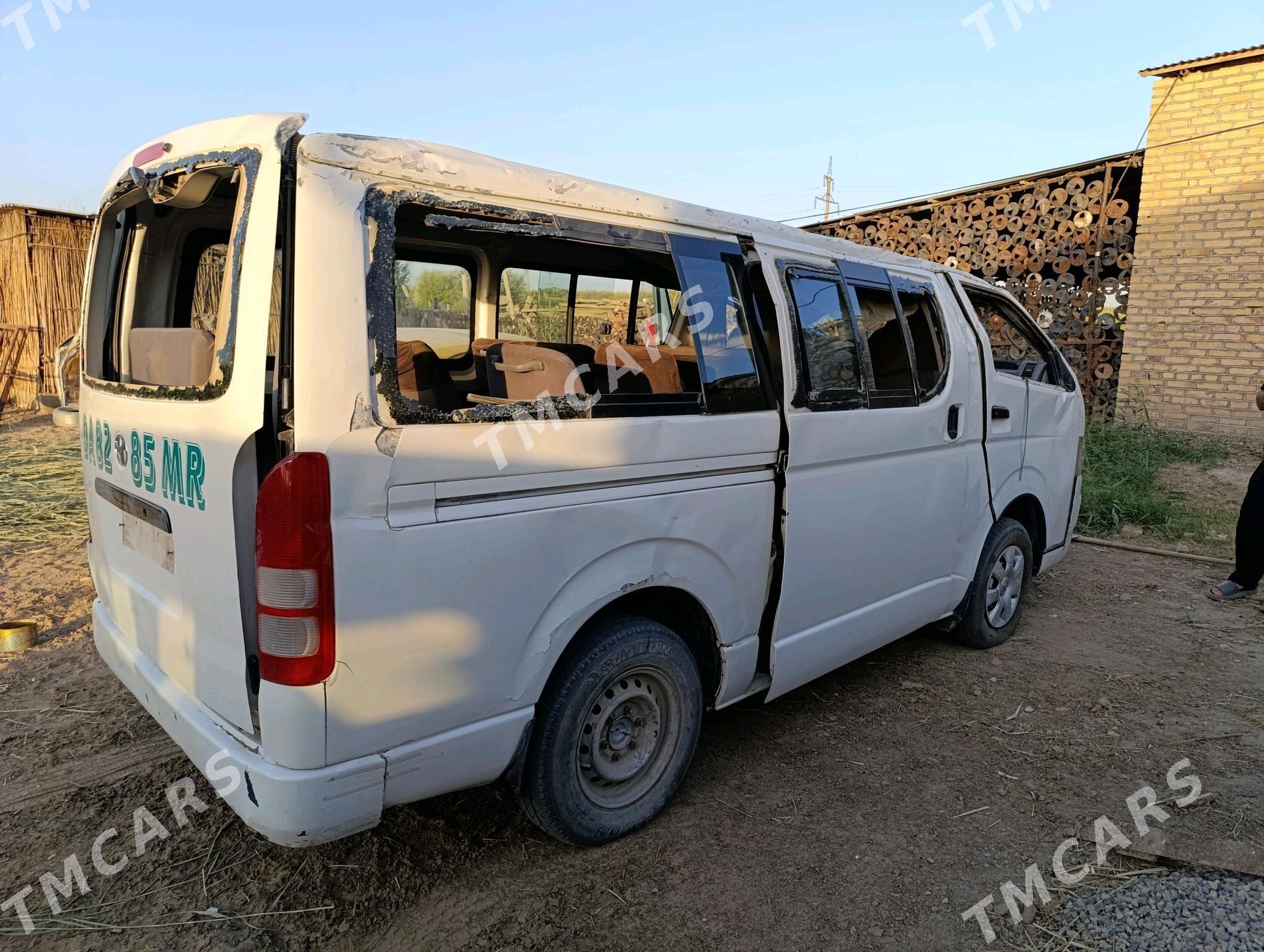 Toyota Hiace 2006 - 112 000 TMT - Mary - img 2