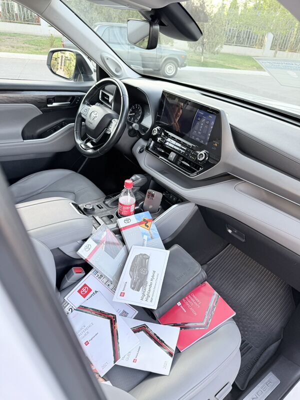 Toyota Highlander 2022 - 615 000 TMT - Ашхабад - img 9