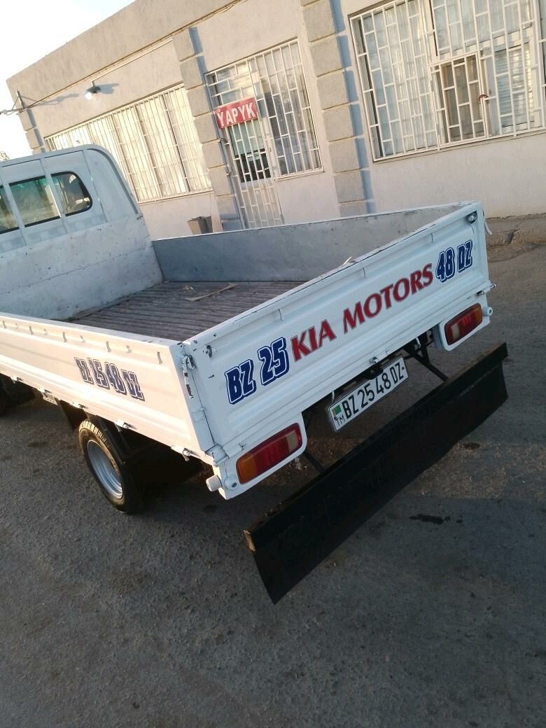 Kia Bongo 2001 - 120 000 TMT - Şabat etr. - img 3