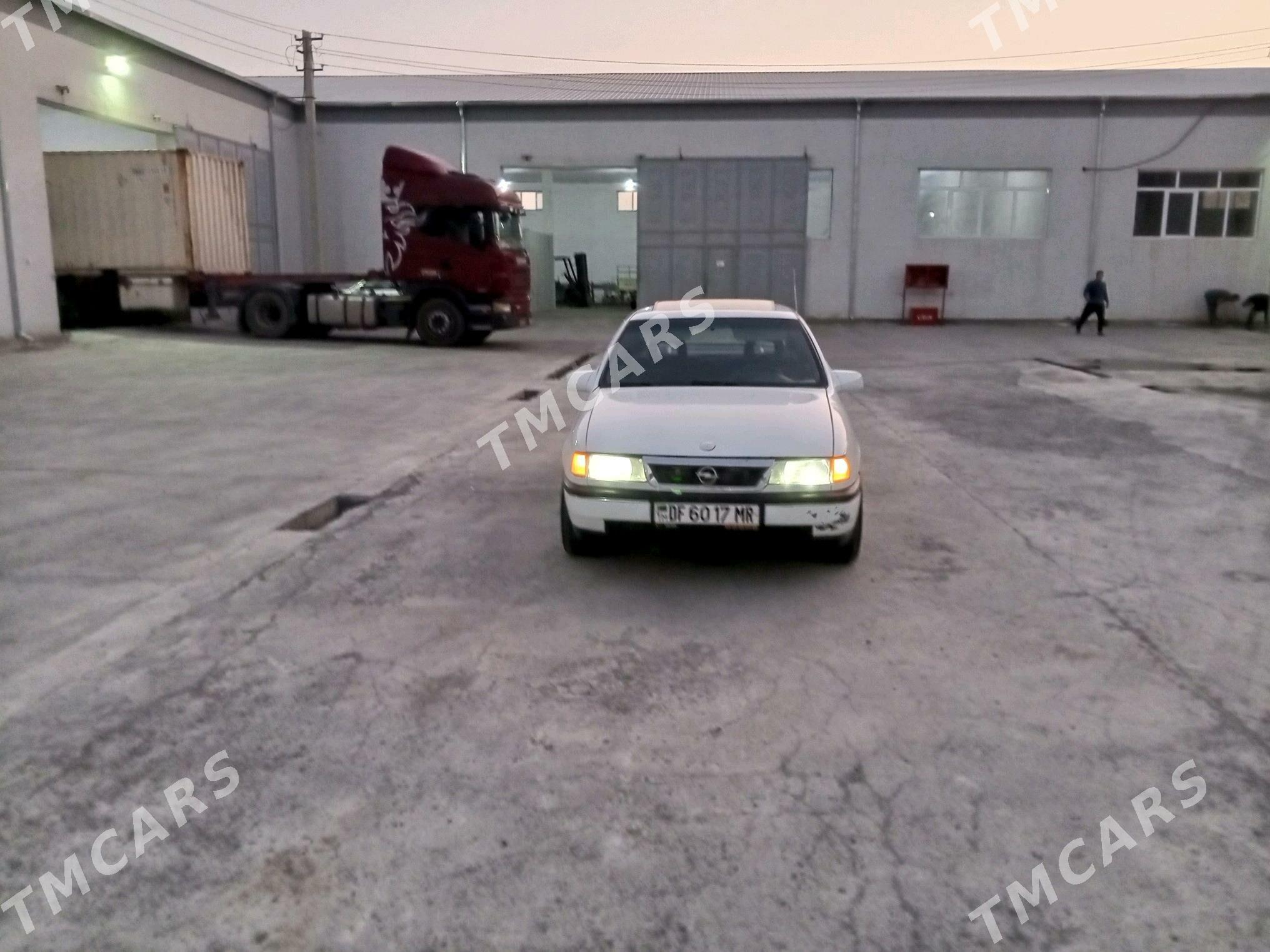 Opel Vectra 1991 - 31 000 TMT - Mary - img 2