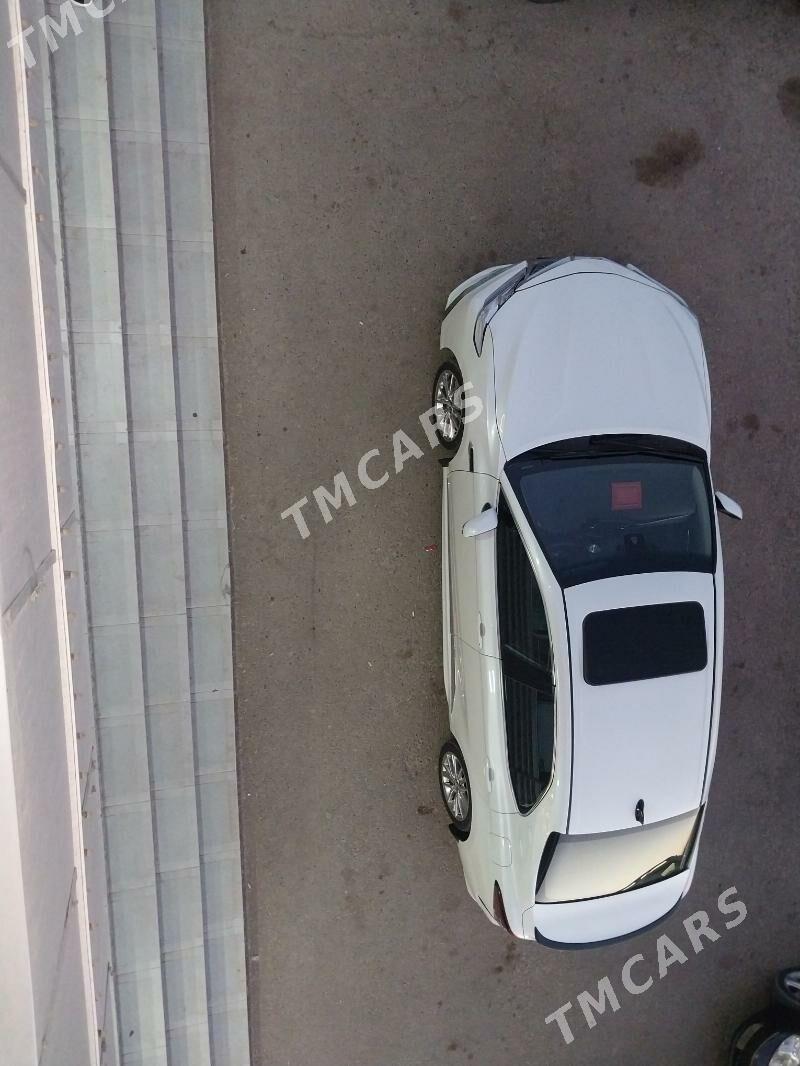 Toyota Camry 2022 - 330 000 TMT - Мары - img 4