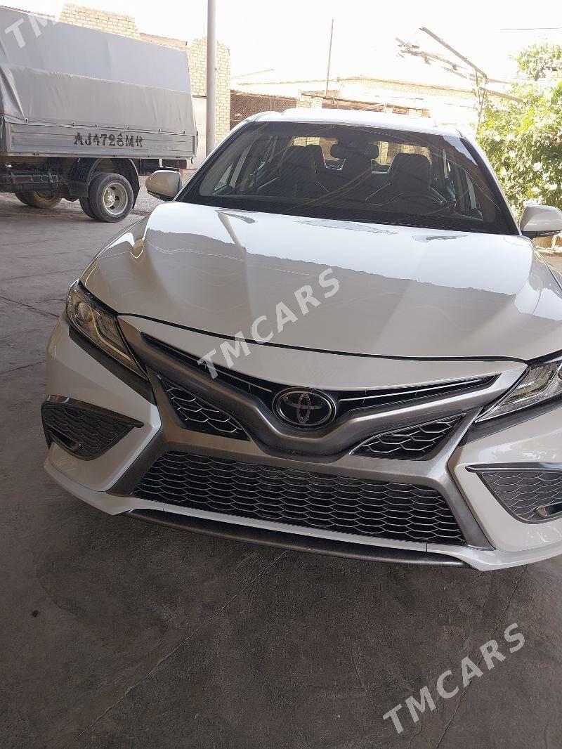 Toyota Camry 2022 - 330 000 TMT - Мары - img 5