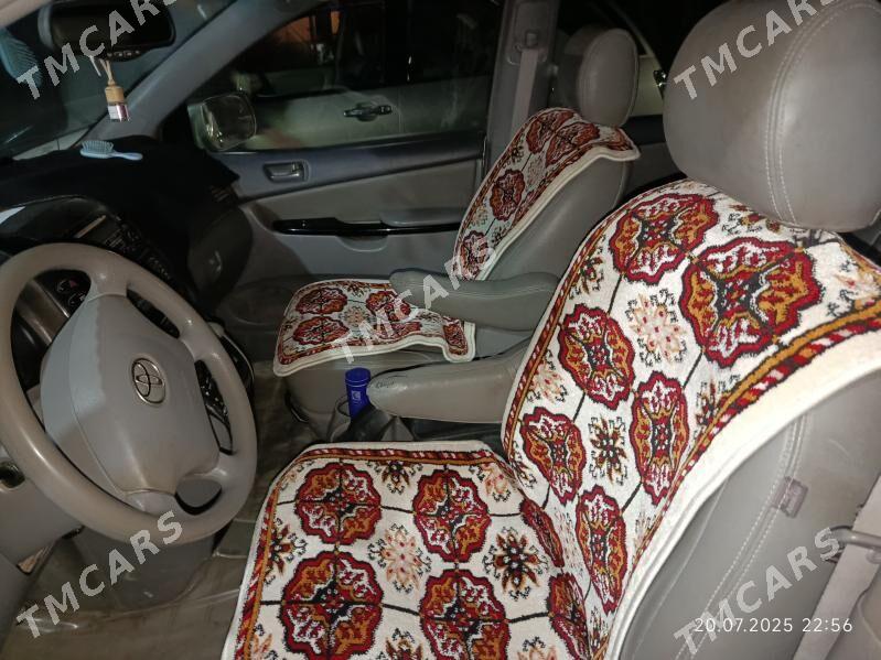 Toyota Sienna 2005 - 210 000 TMT - Сакар - img 4