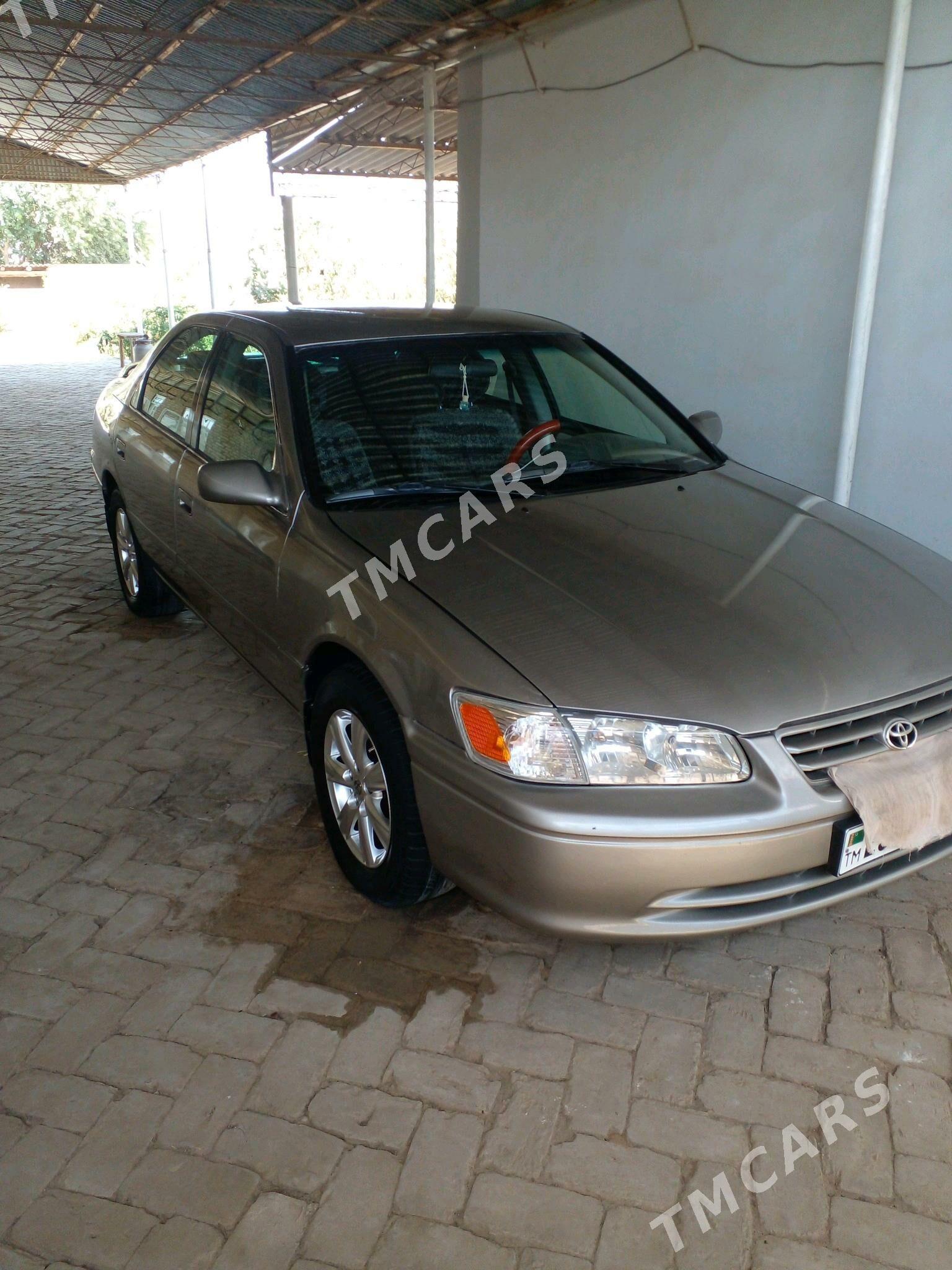 Toyota Camry 2000 - 130 000 TMT - Ёлётен - img 5