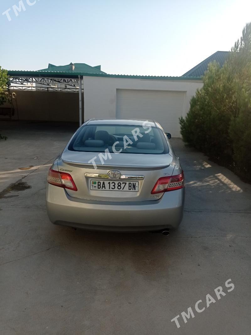 Toyota Camry 2010 - 143 000 TMT - Балканабат - img 3