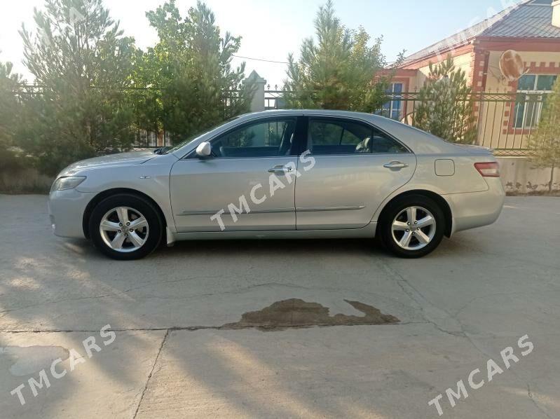 Toyota Camry 2010 - 143 000 TMT - Балканабат - img 8