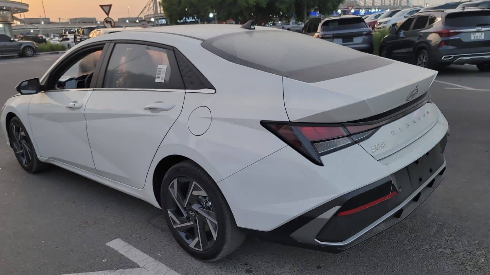Hyundai Elantra 2025 - 284 000 TMT - Ашхабад - img 4