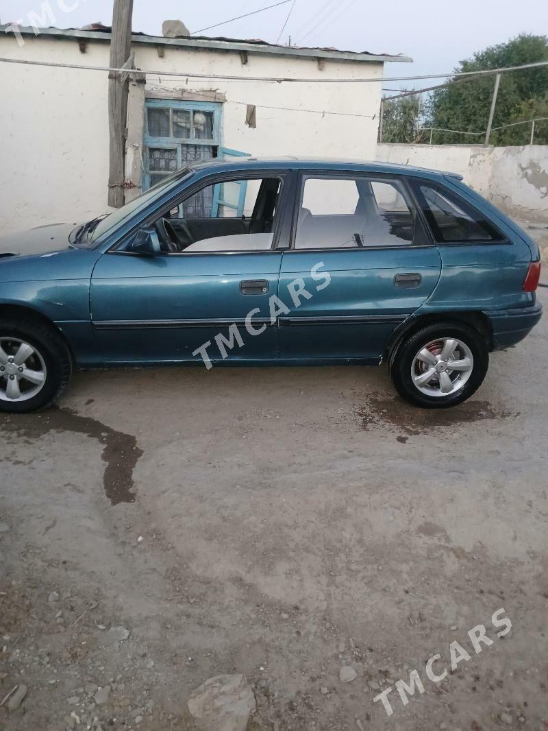 Opel Vectra 1992 - 27 000 TMT - Magtymguly - img 5
