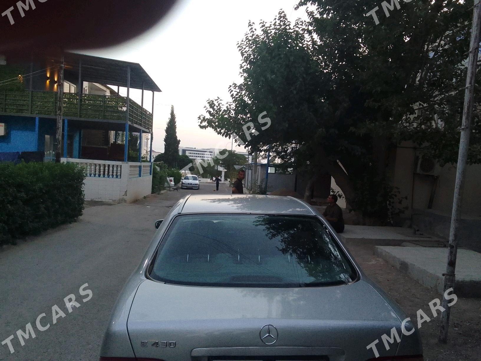 Mercedes-Benz E320 2000 - 105 000 TMT - Туркменбаши - img 3