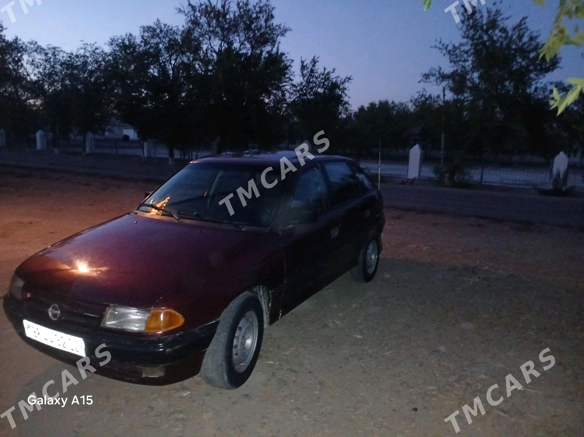 Opel Astra 1992 - 26 000 TMT - Gubadag - img 3