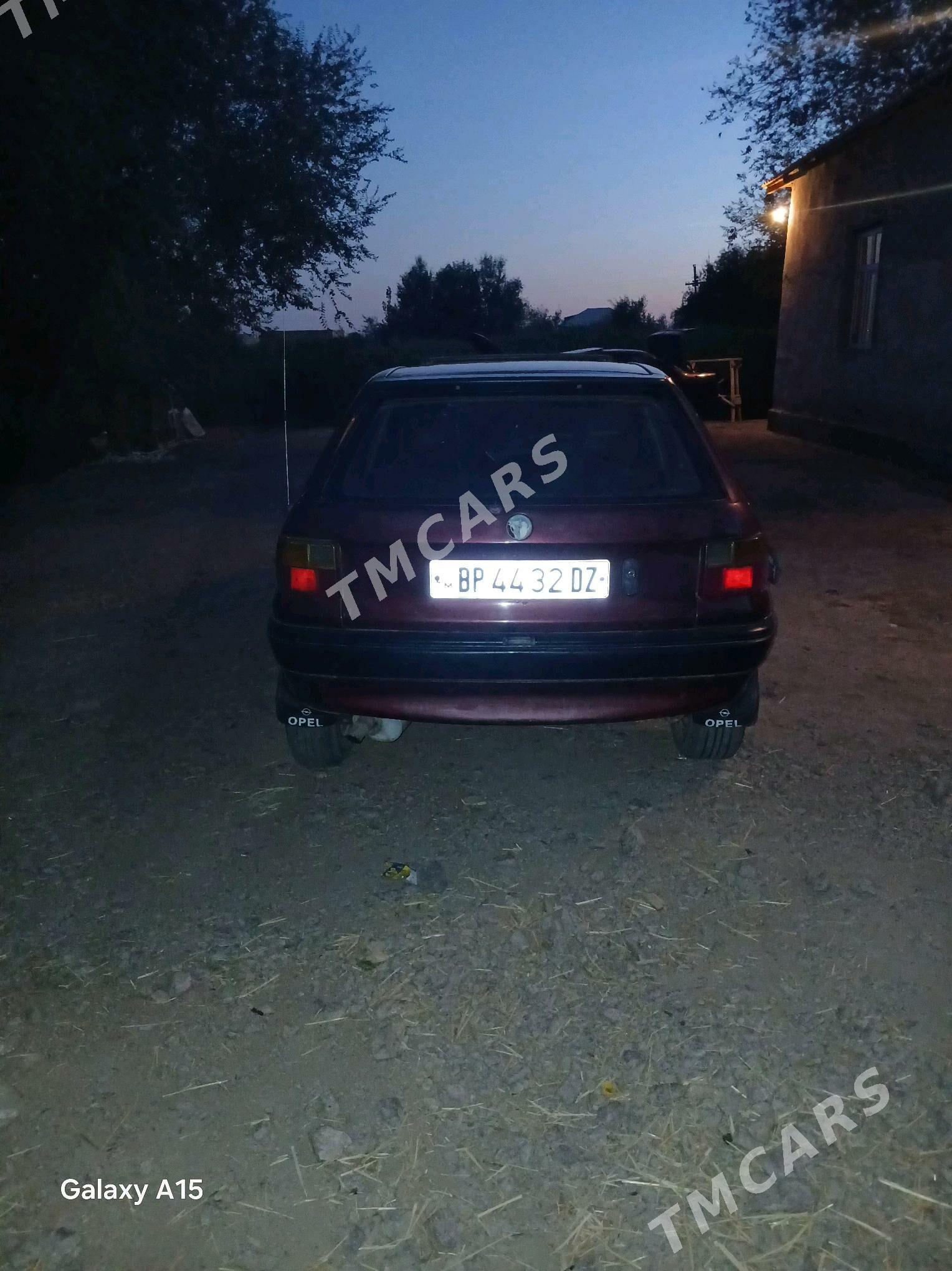 Opel Astra 1992 - 26 000 TMT - Gubadag - img 1