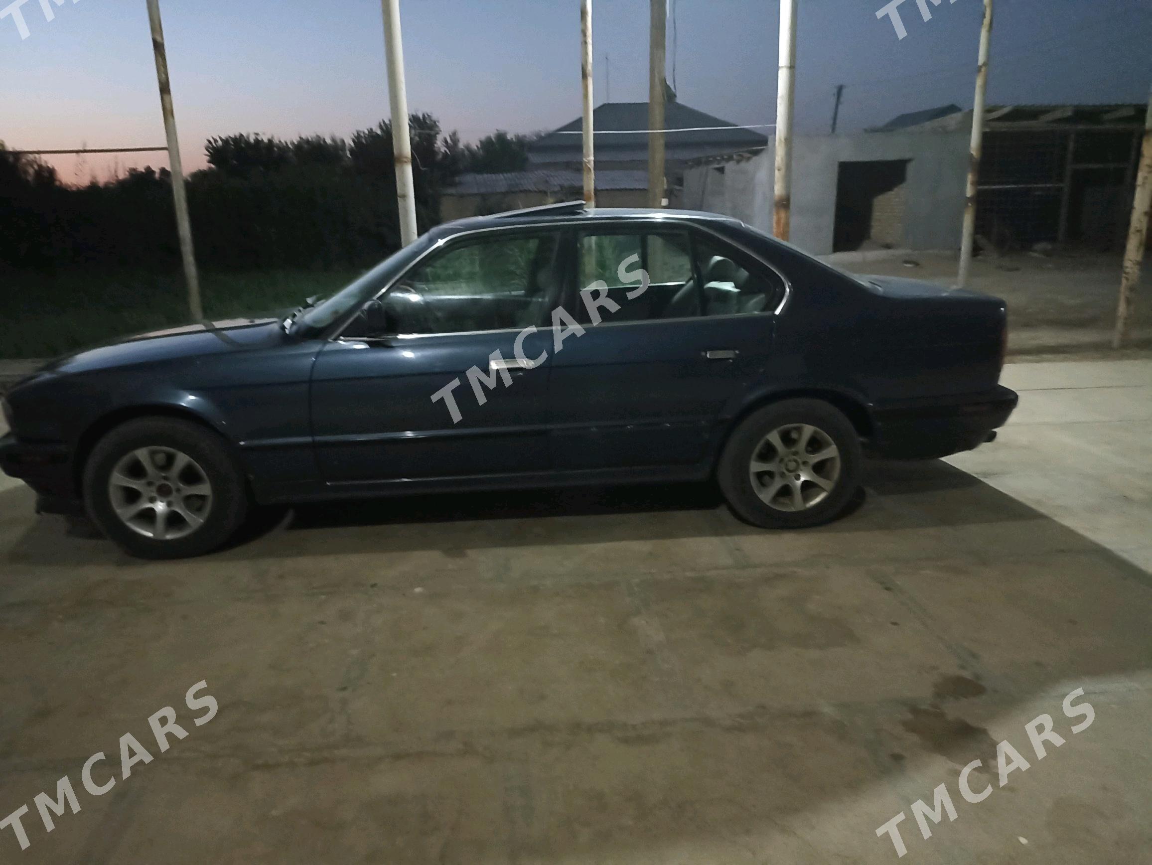 BMW 525 1990 - 50 000 TMT - Murgap - img 1