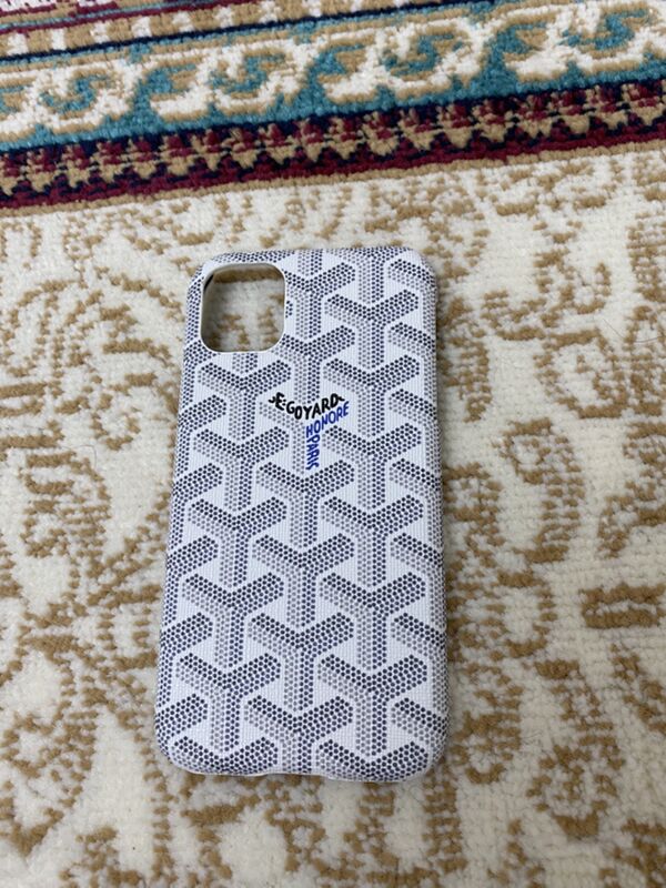 iPhone 11 case - 3 mkr - img 3