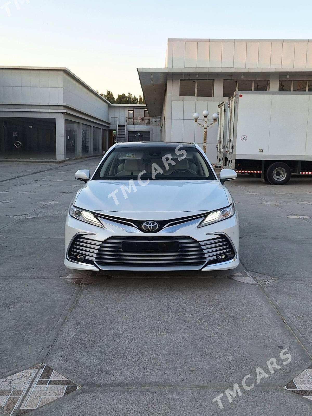 Toyota Camry 2023 - 550 000 TMT - Aşgabat - img 1