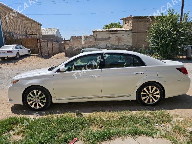 Toyota Avalon 2012 - 230 000 TMT - Мары - img 7